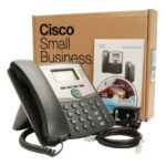 TELEFONO IP CISCO 3 LINEAS, SPA303 CON DISPLAY, PUERTO A PC